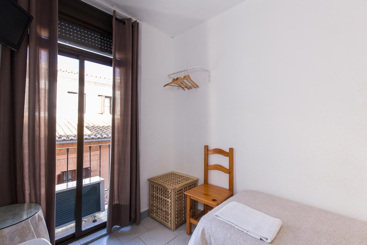 Pension Mesones Granada Exterior foto