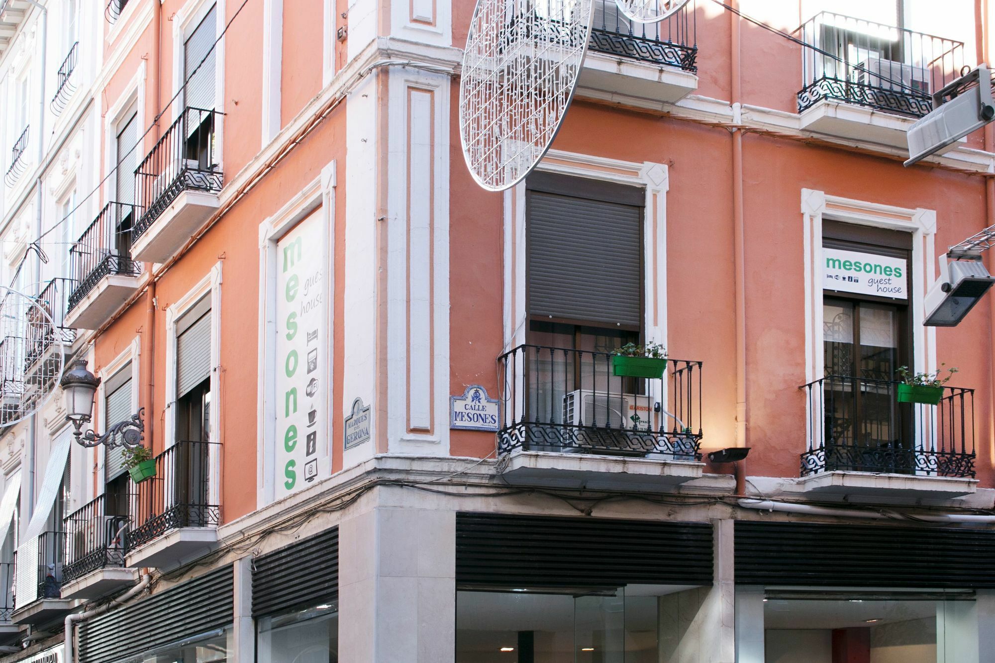 Pension Mesones Granada Exterior foto